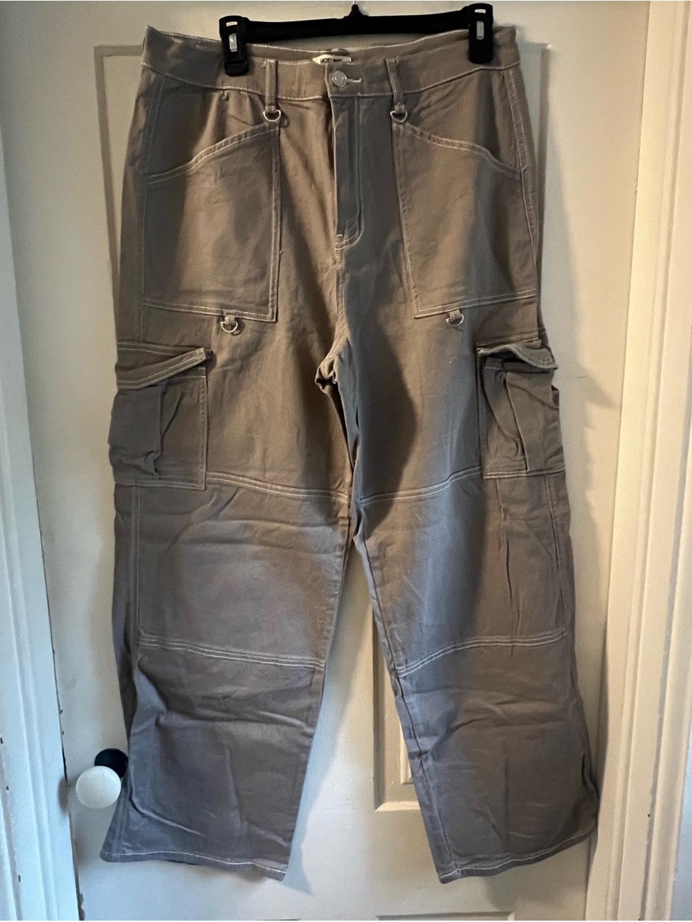 Wide-Leg Cargo Pants in Taupe with Utility Flap Pockets